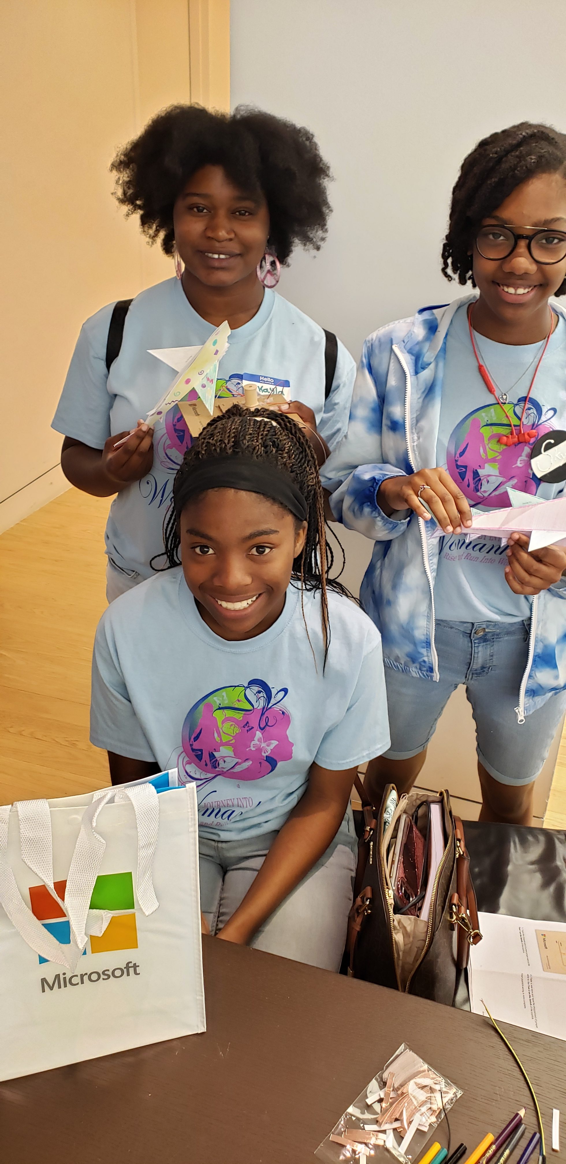 JIW girls go on a S.T.E.M. Field Trip to Microsoft